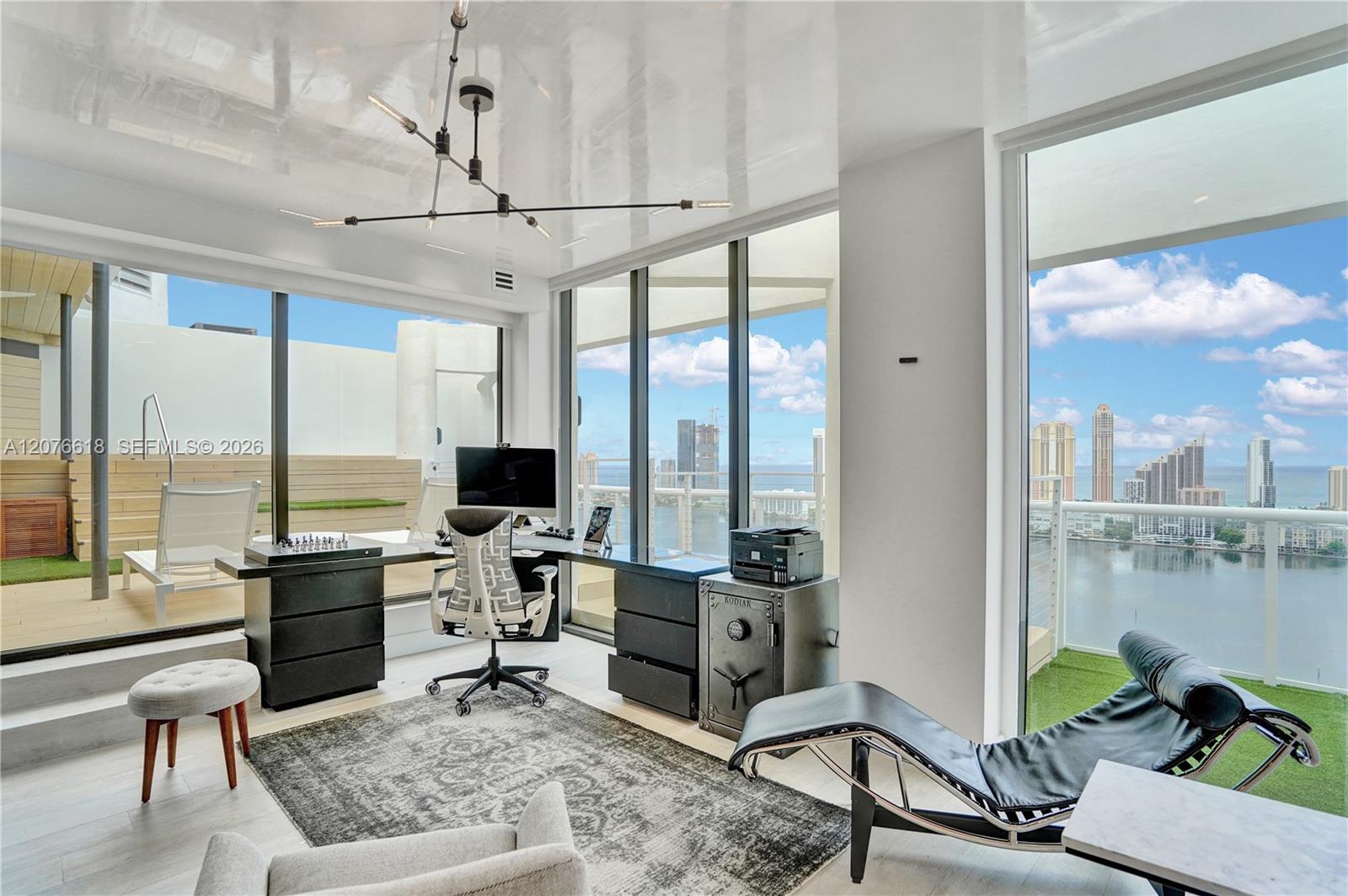 4000 Island Boulevard