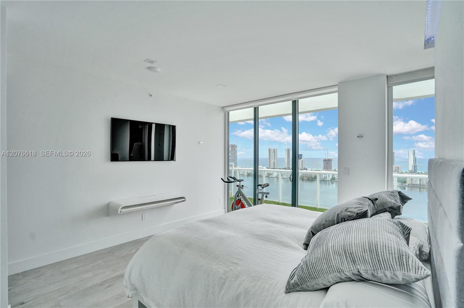 4000 Island Boulevard