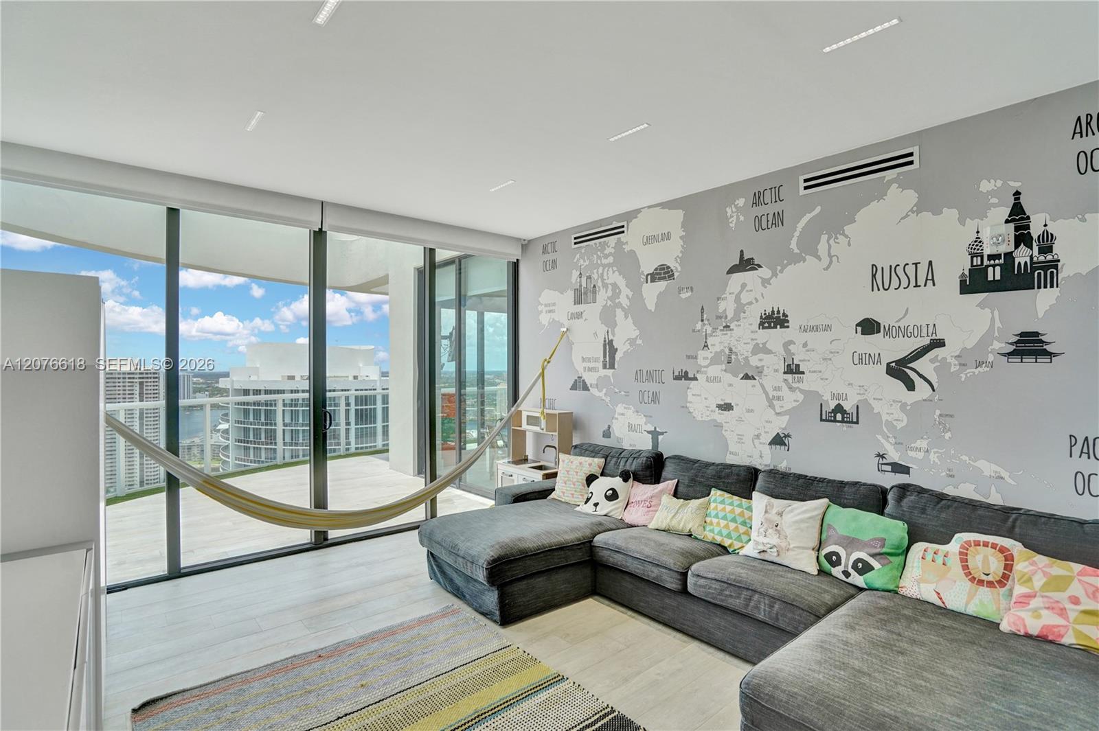4000 Island Boulevard