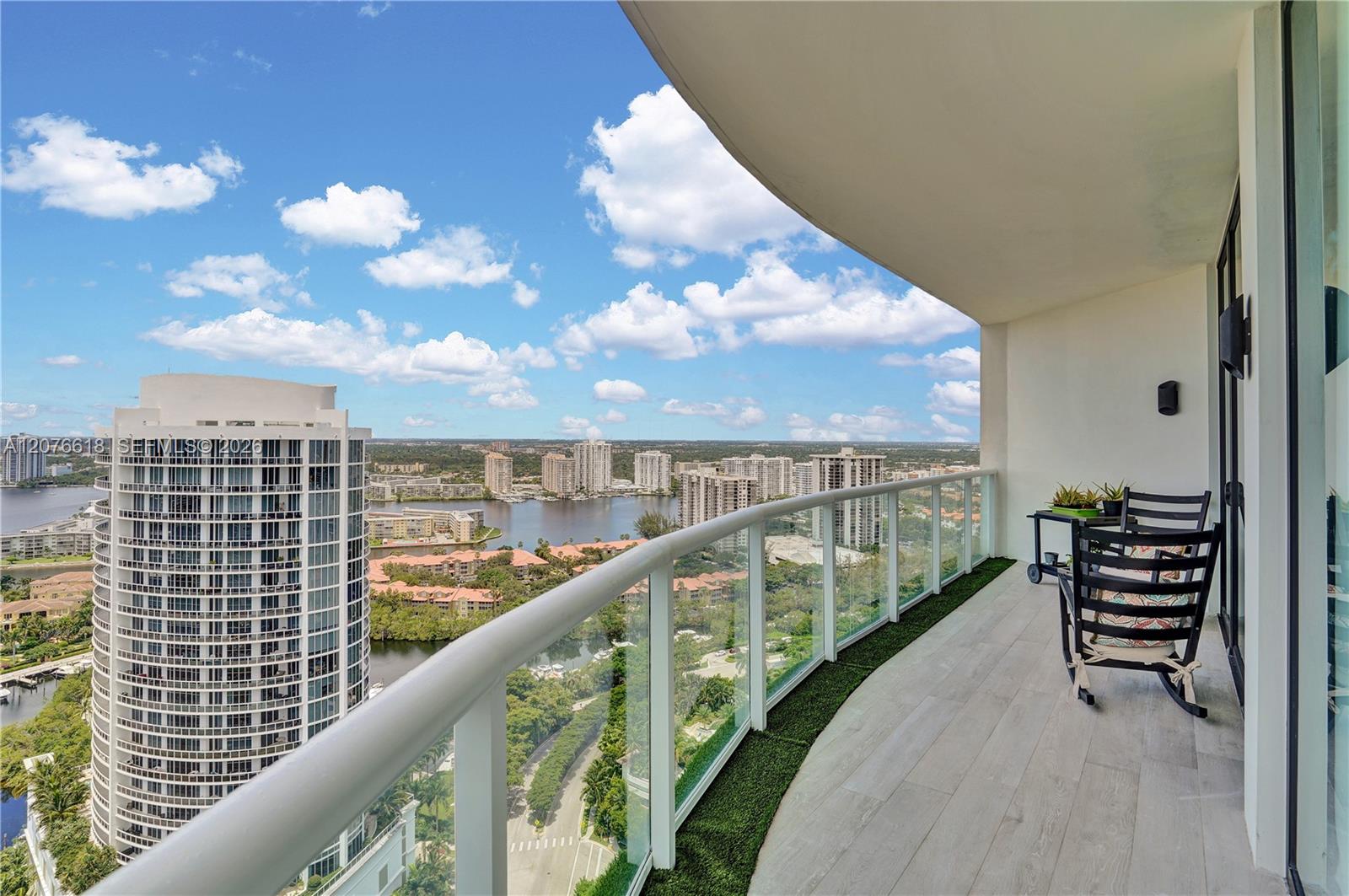 4000 Island Boulevard