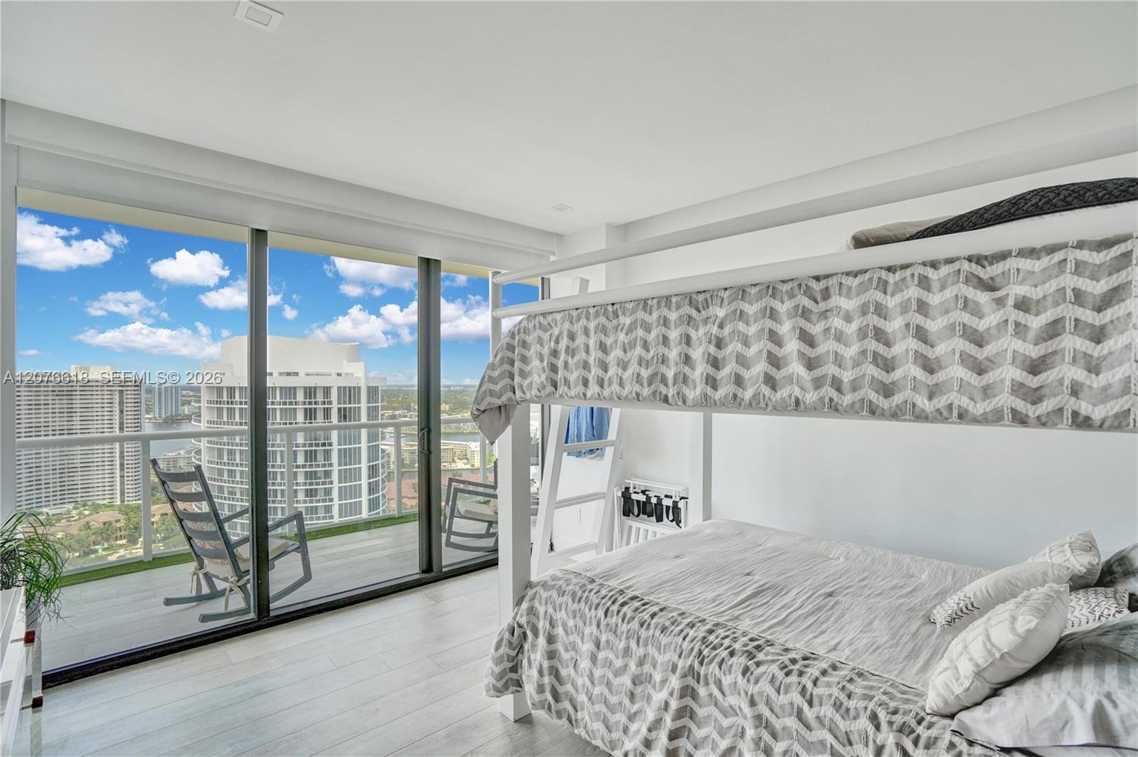 4000 Island Boulevard