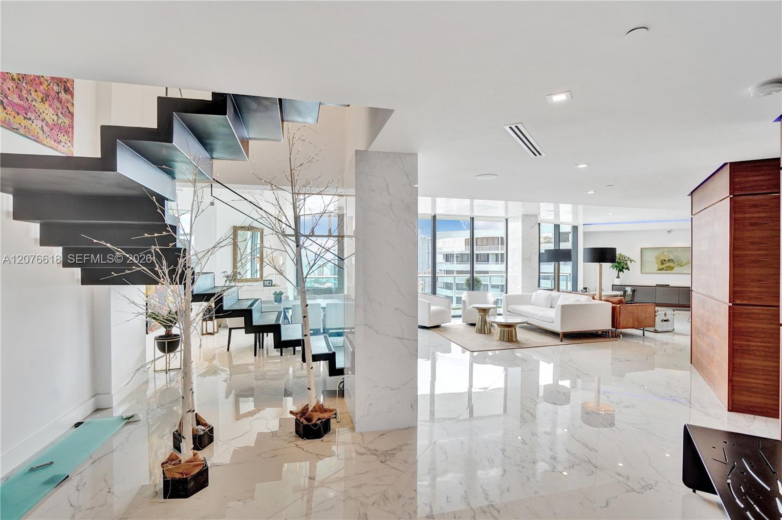 4000 Island Boulevard