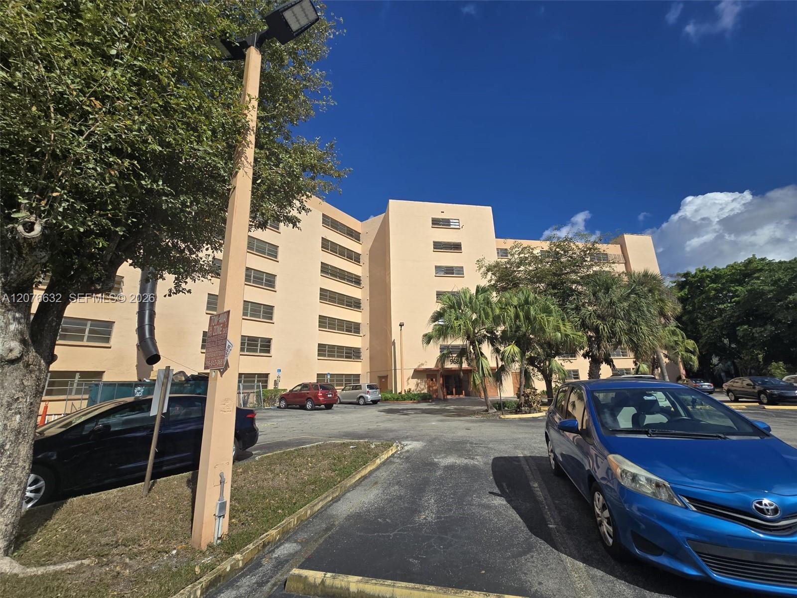 9688 Fontainebleau Boulevard