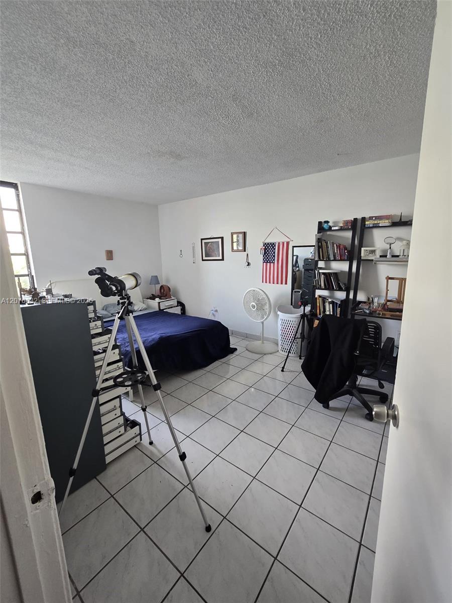 9688 Fontainebleau Boulevard