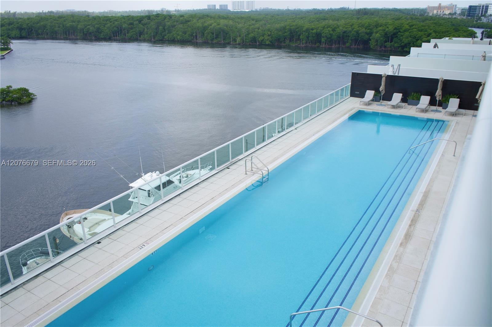 400 Sunny Isles Boulevard