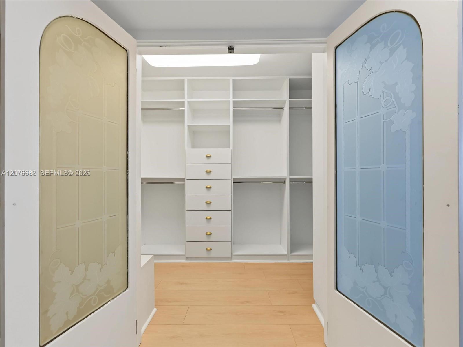 16425 Collins Avenue