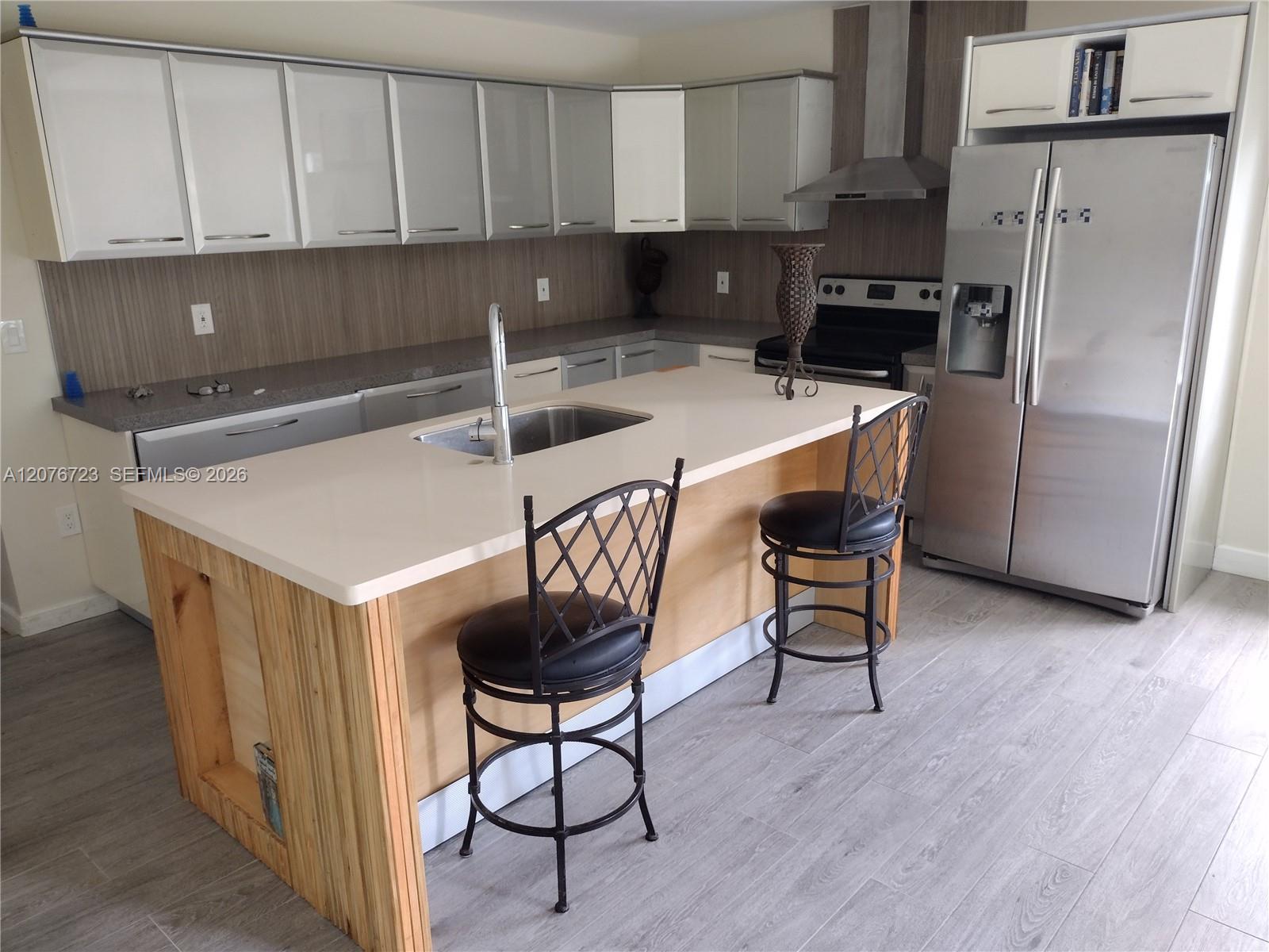 300 S Biscayne River Drive