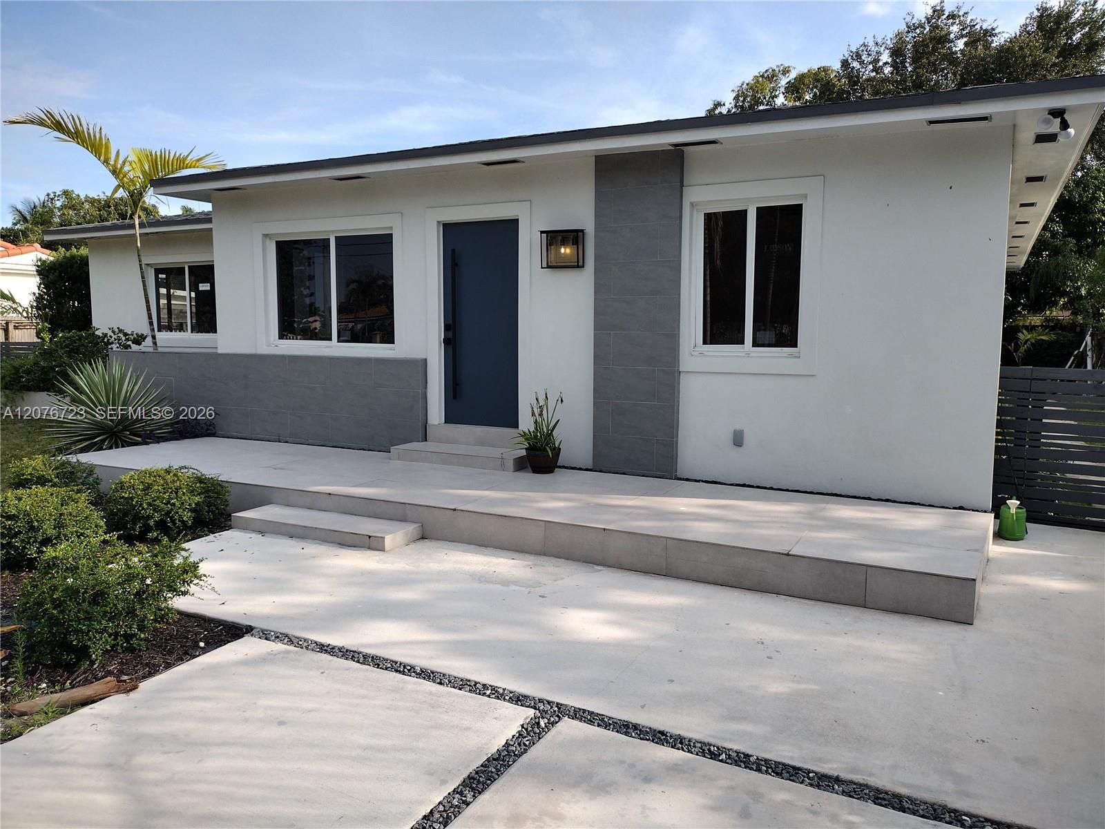300 S Biscayne River Drive