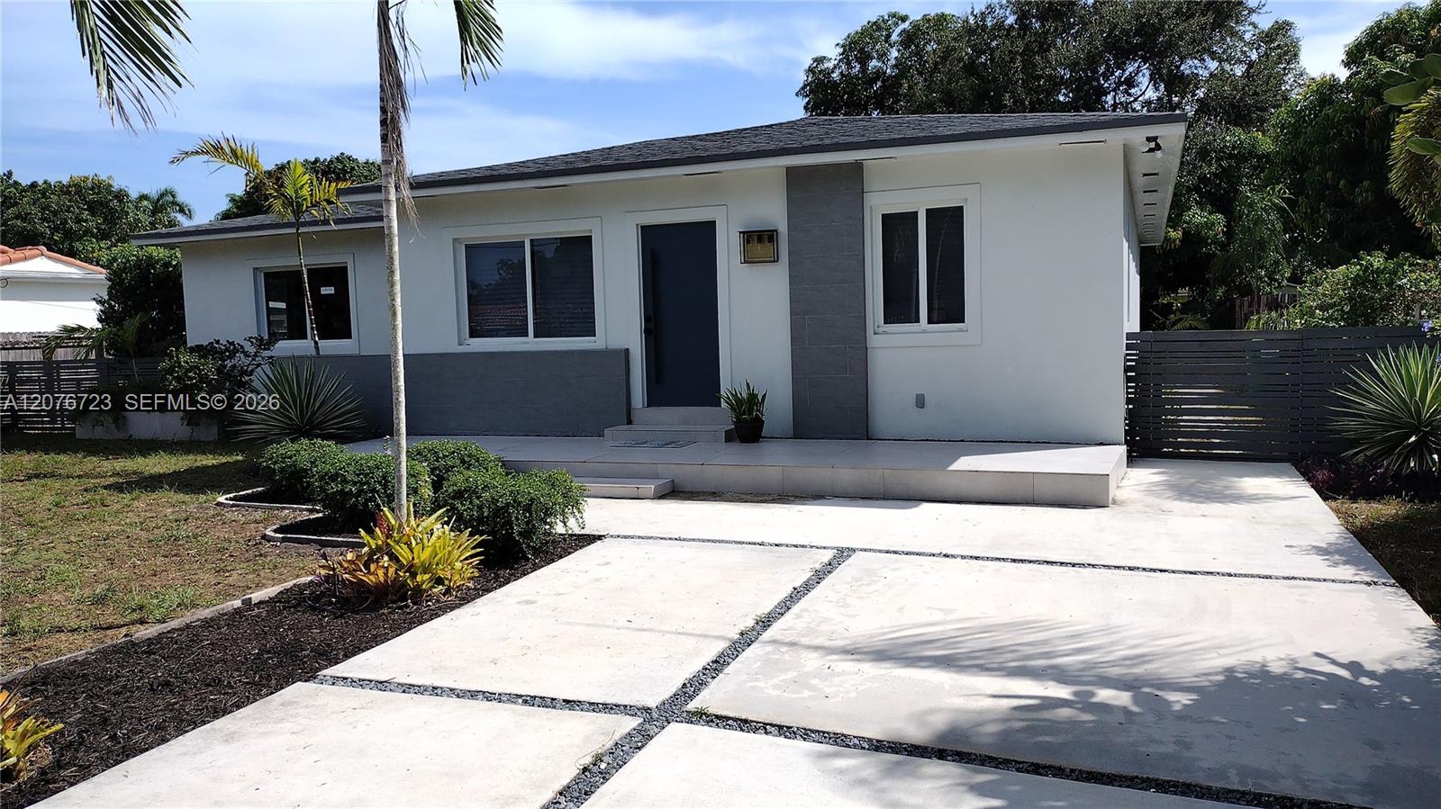 300 S Biscayne River Drive