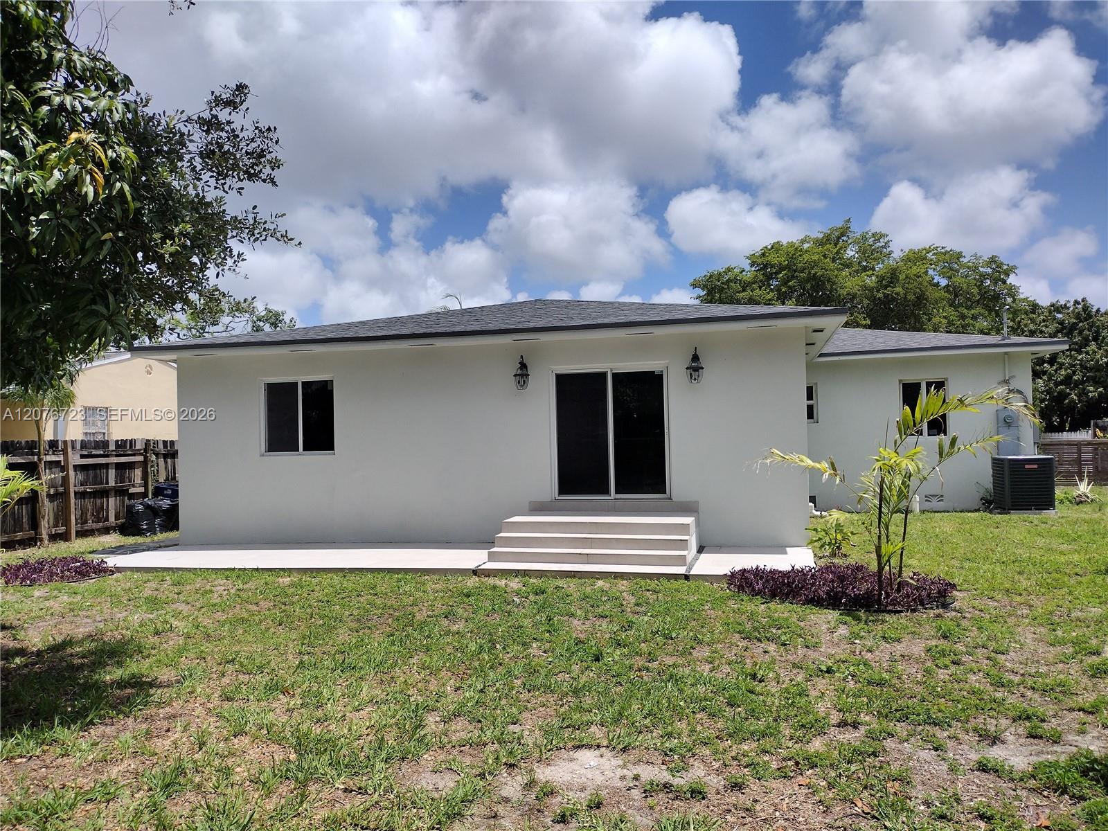 300 S Biscayne River Drive