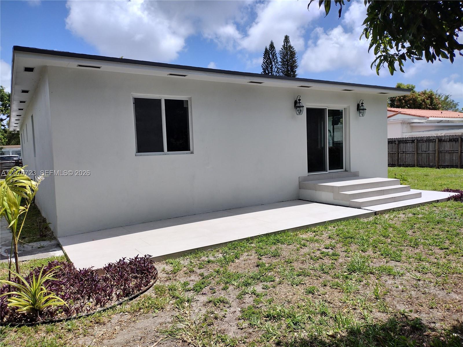 300 S Biscayne River Drive
