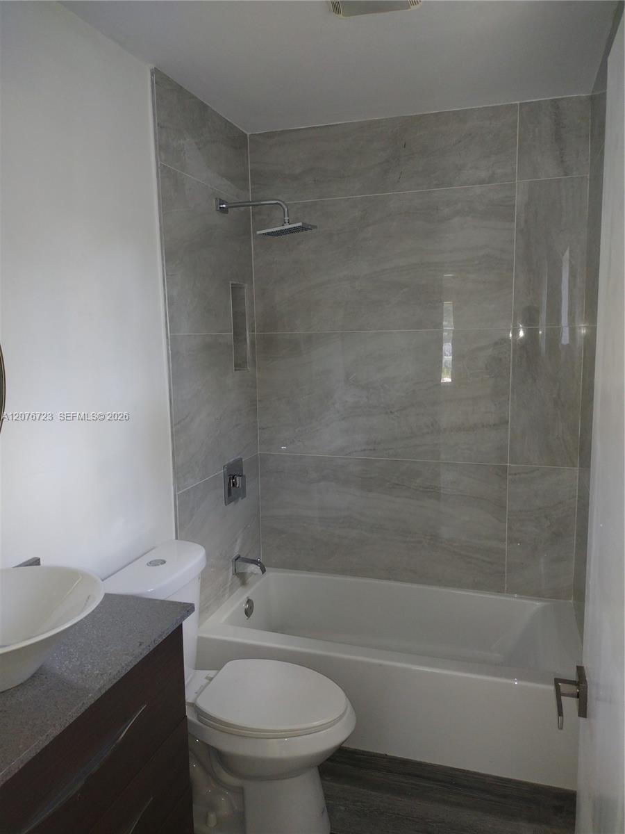 300 S Biscayne River Drive