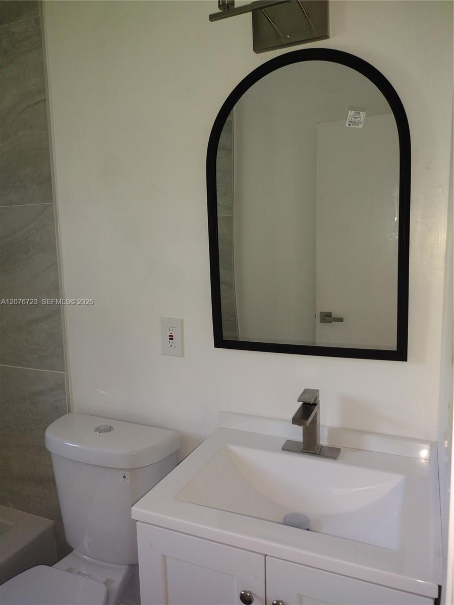 300 S Biscayne River Drive