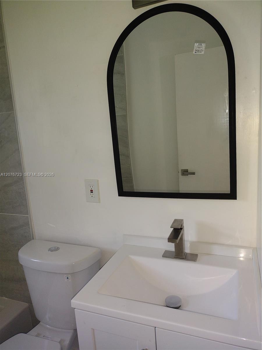 300 S Biscayne River Drive