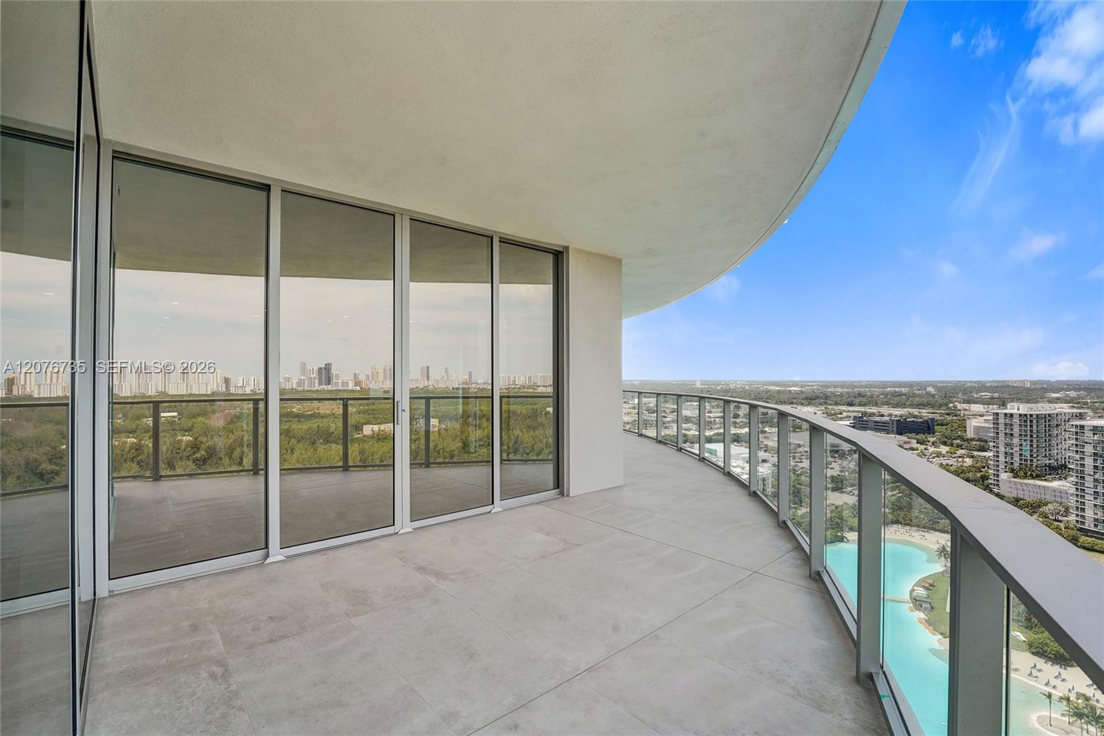 2411 Laguna Circle