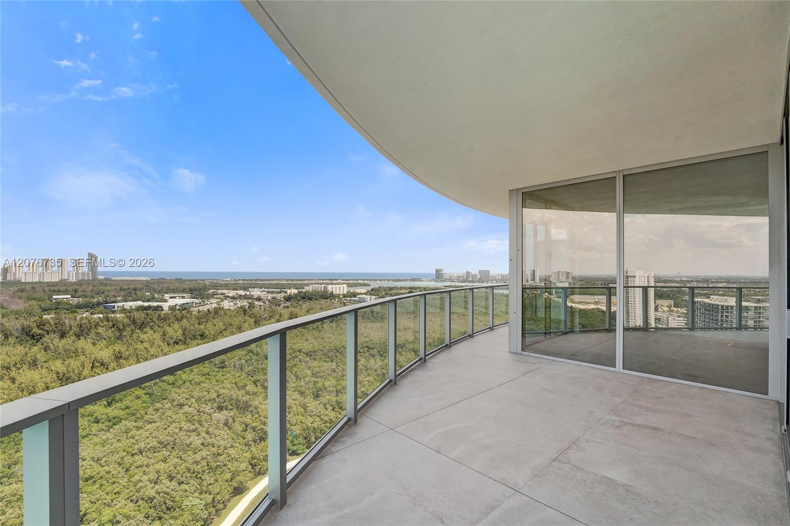 2411 Laguna Circle