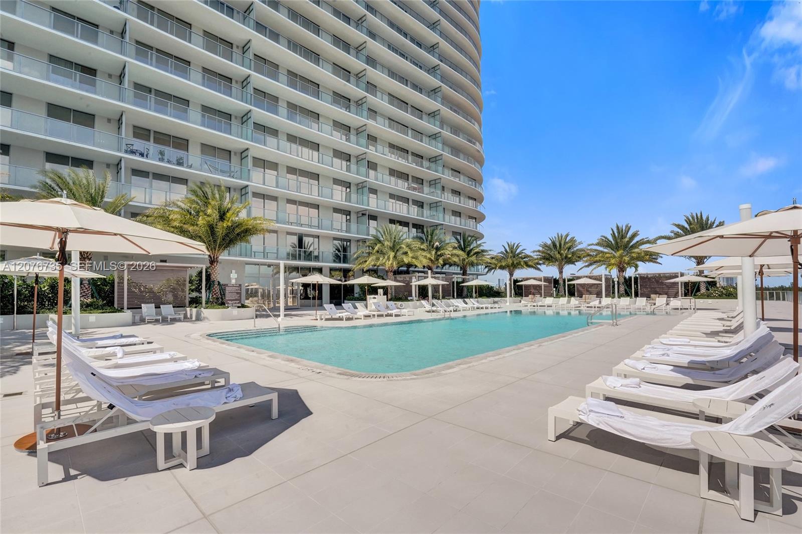 2411 Laguna Circle