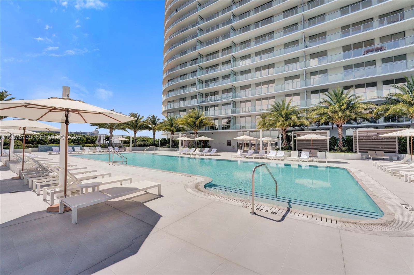 2411 Laguna Circle