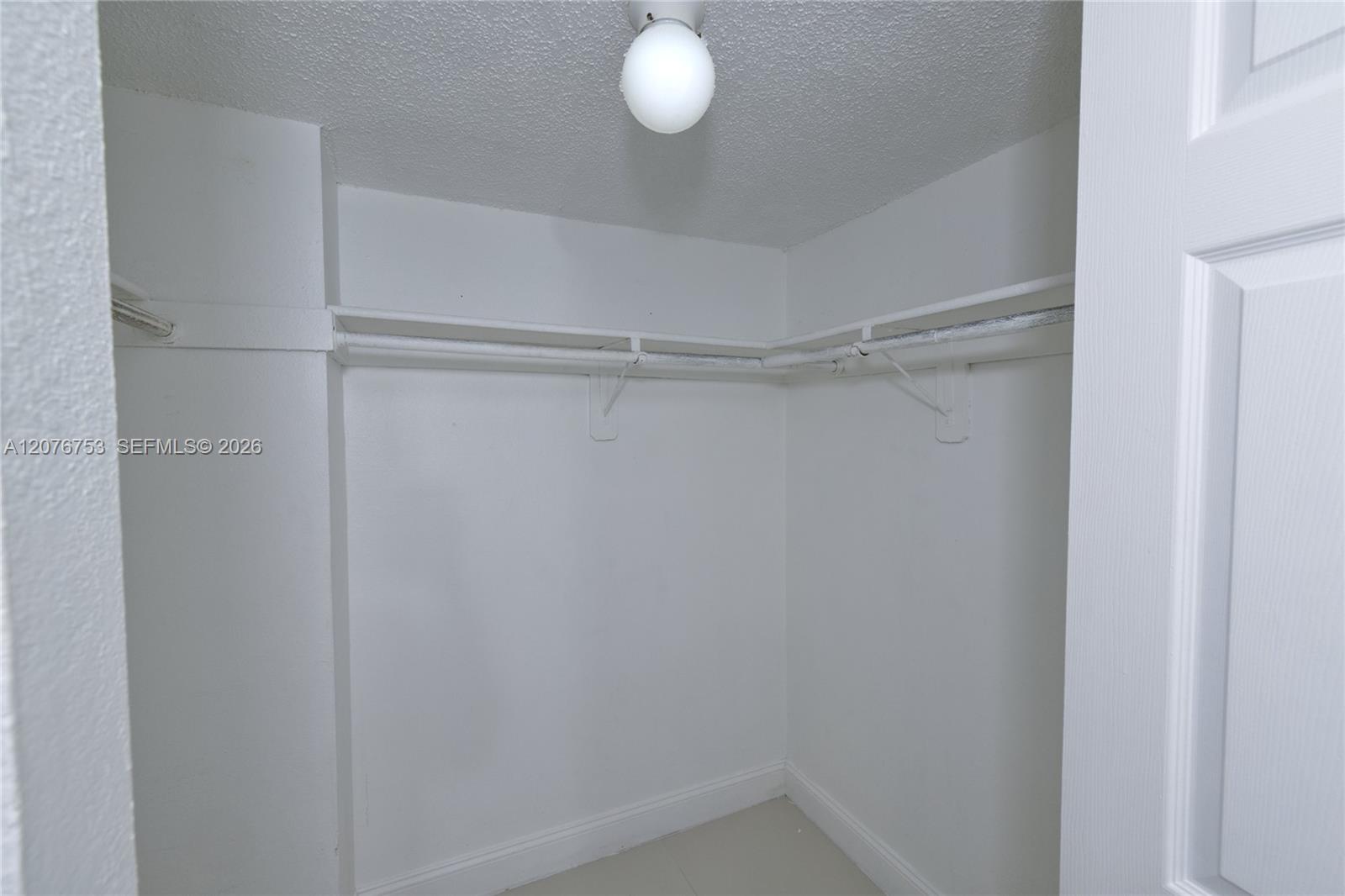 2903 N Miami Beach Boulevard