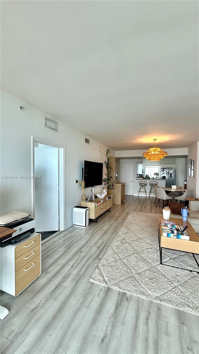 601 NE 36th Street