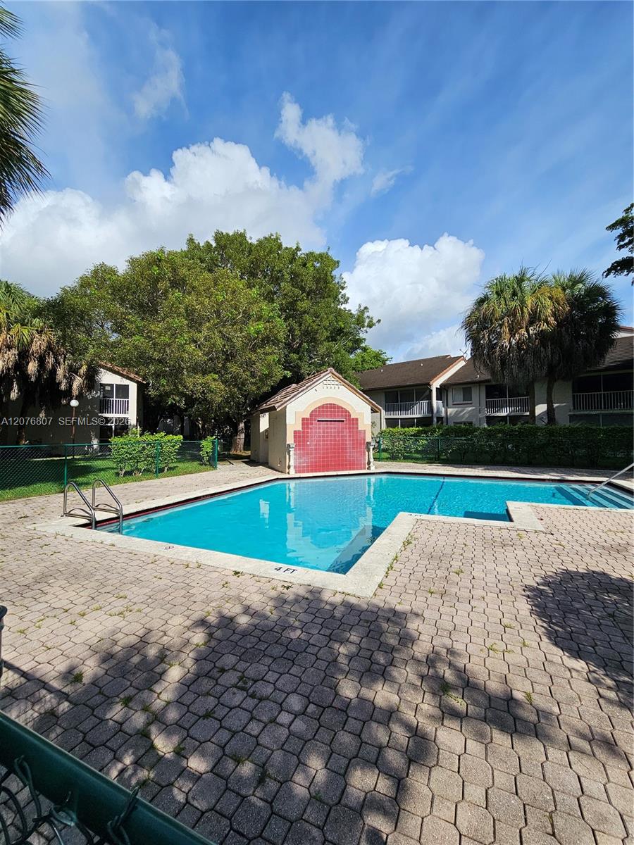 9077 SW 138th Place