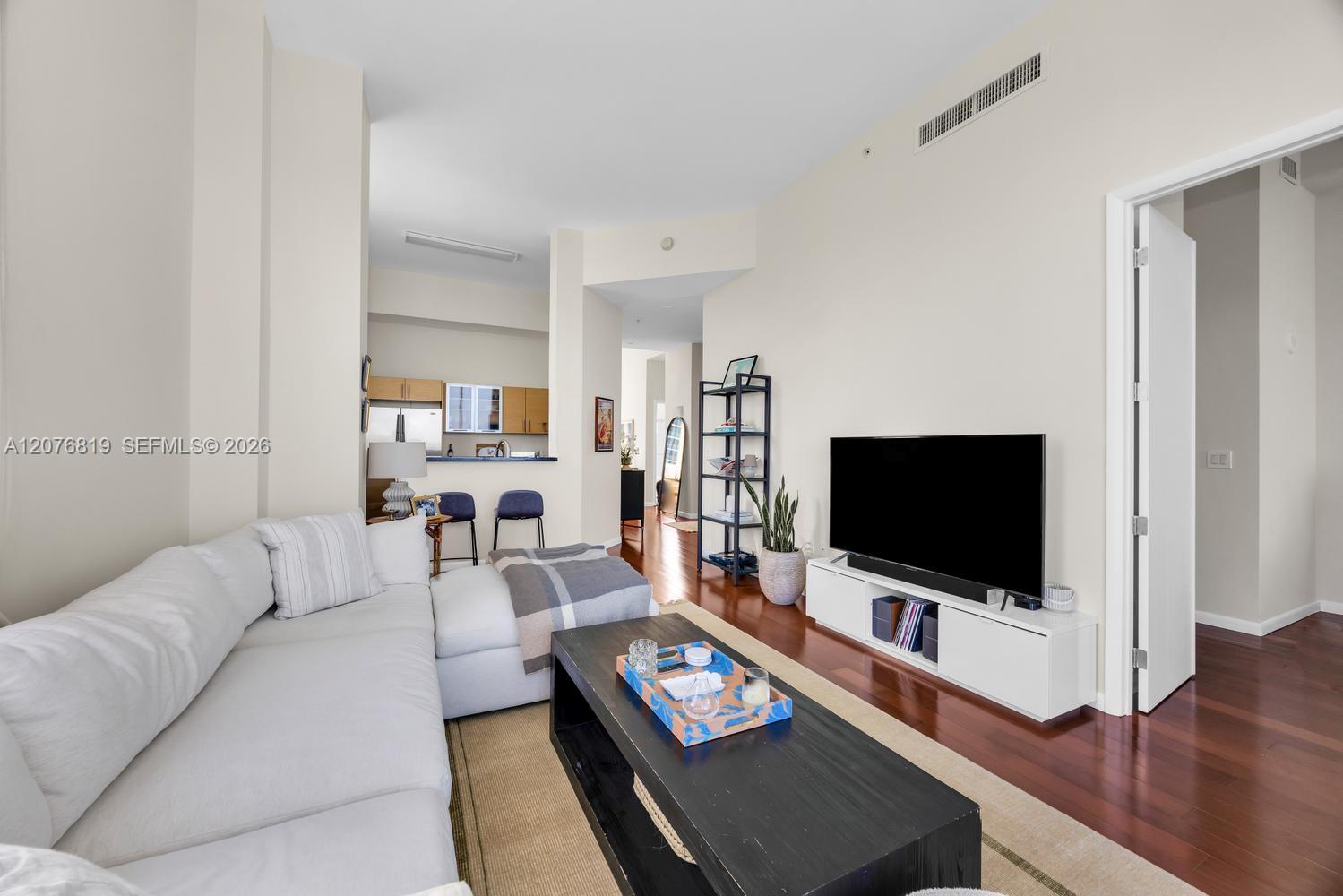 725 NE 22nd Street