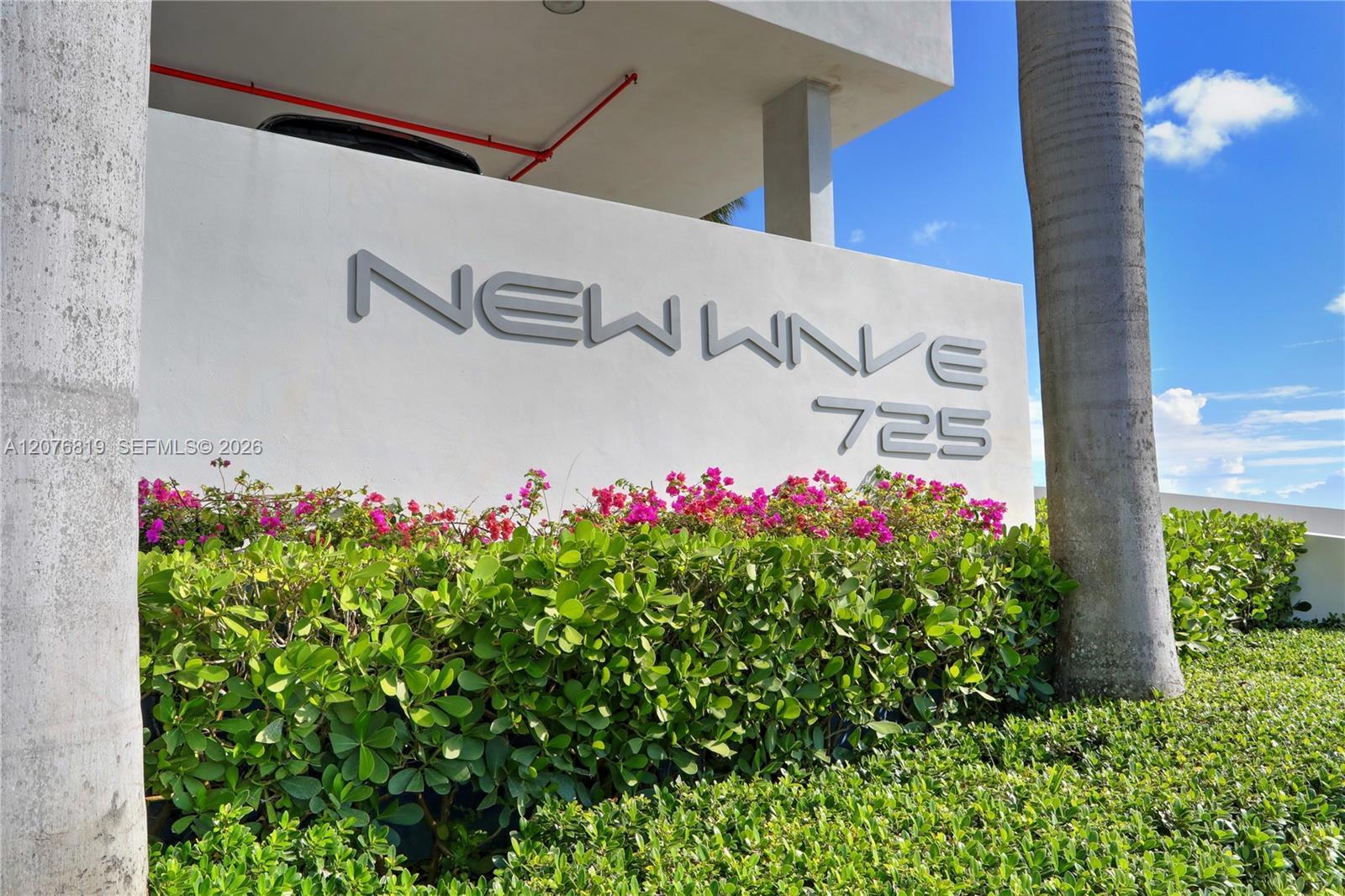 725 NE 22nd Street