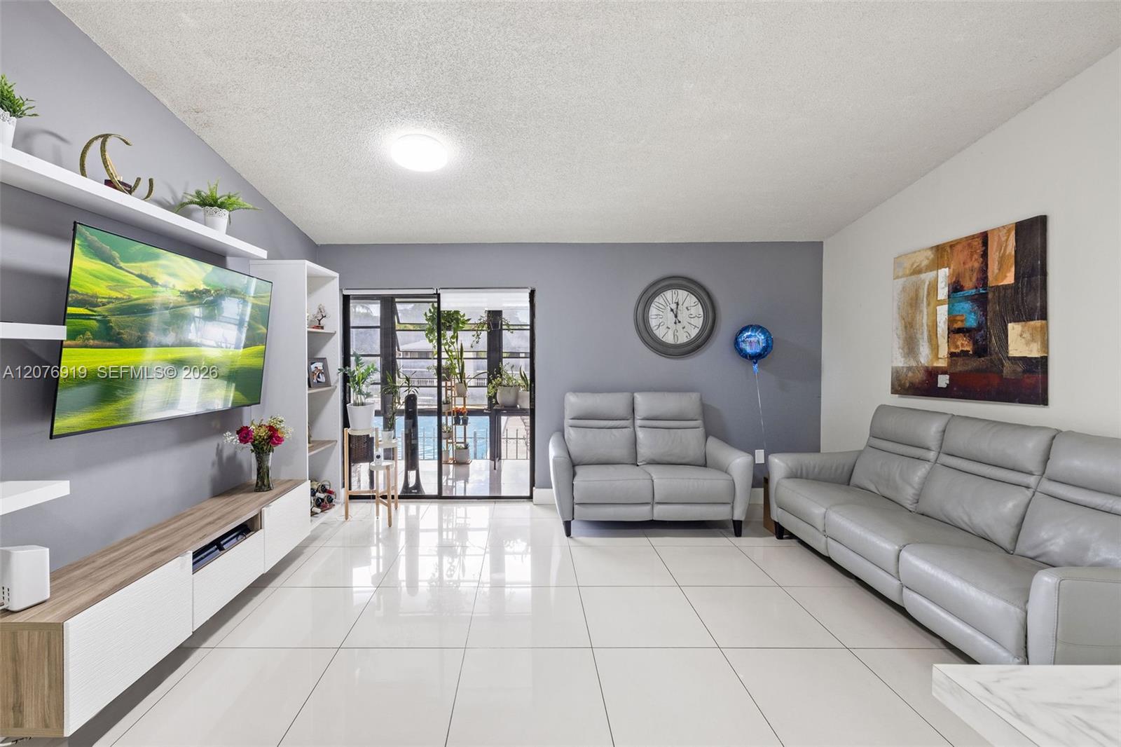 827 NE 199th Street