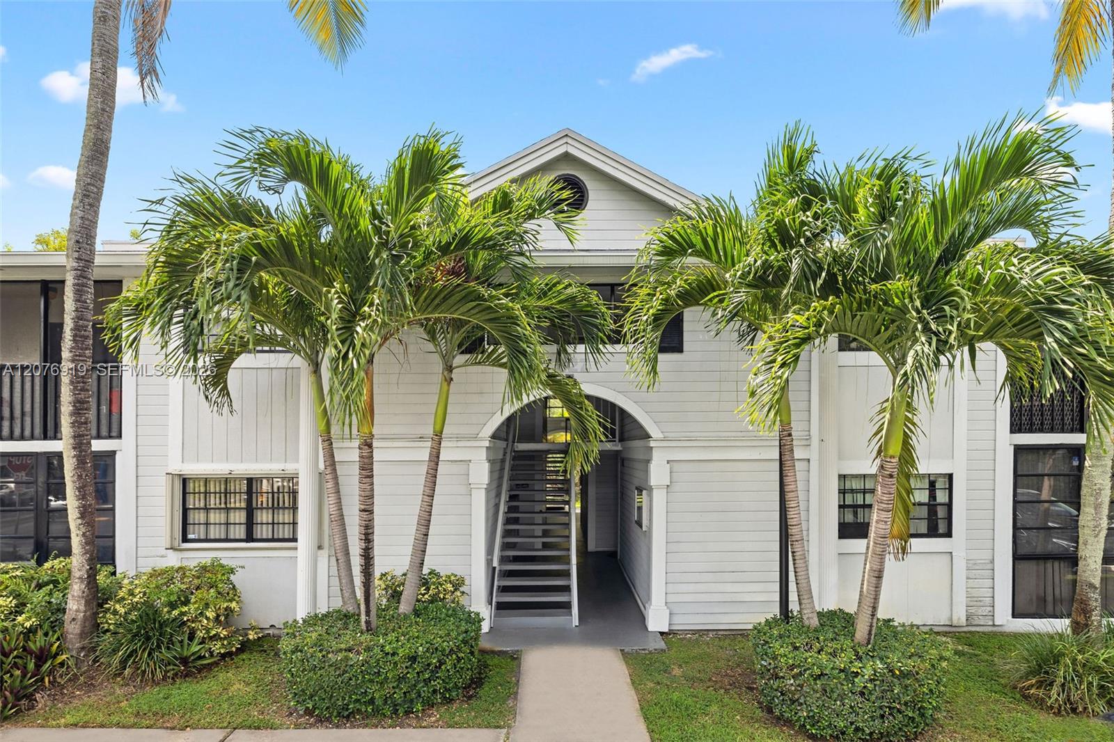 827 NE 199th Street