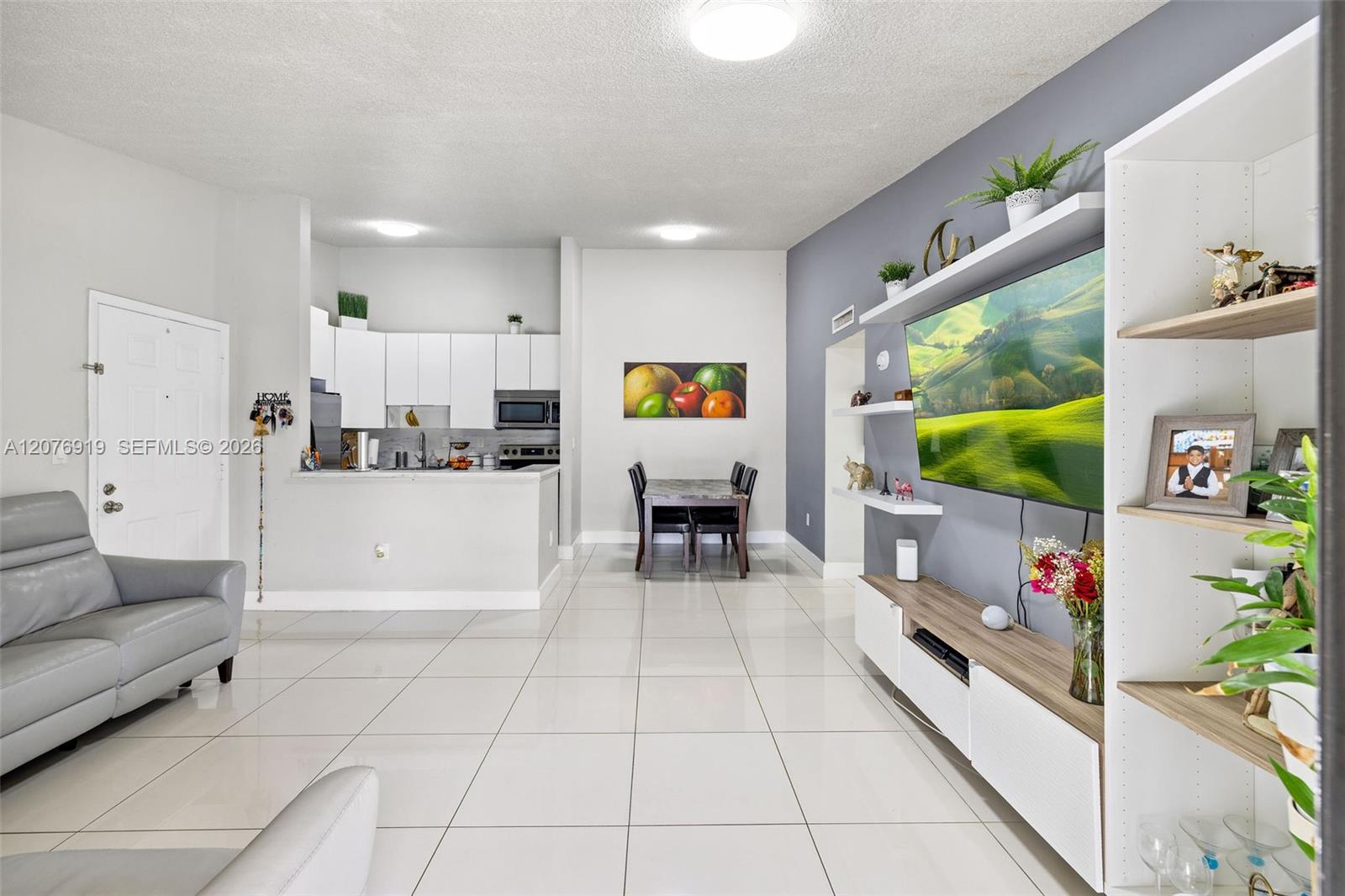 827 NE 199th Street