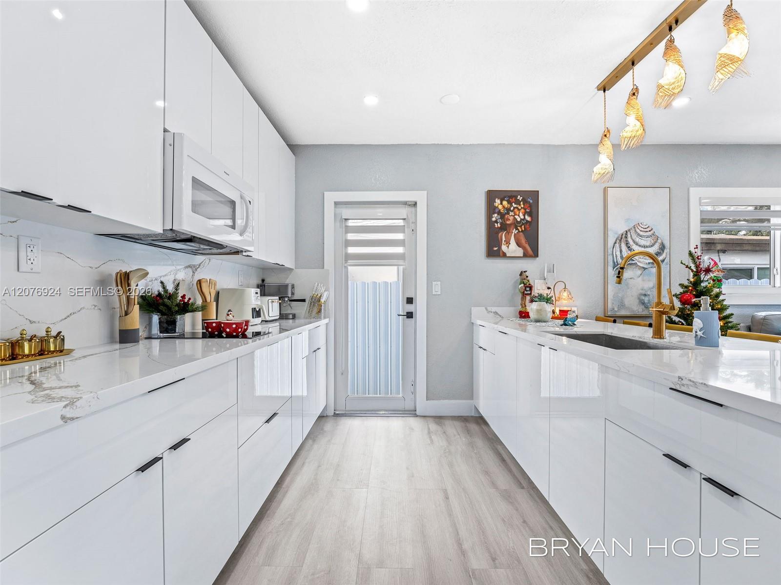 3341 NW 20th Street