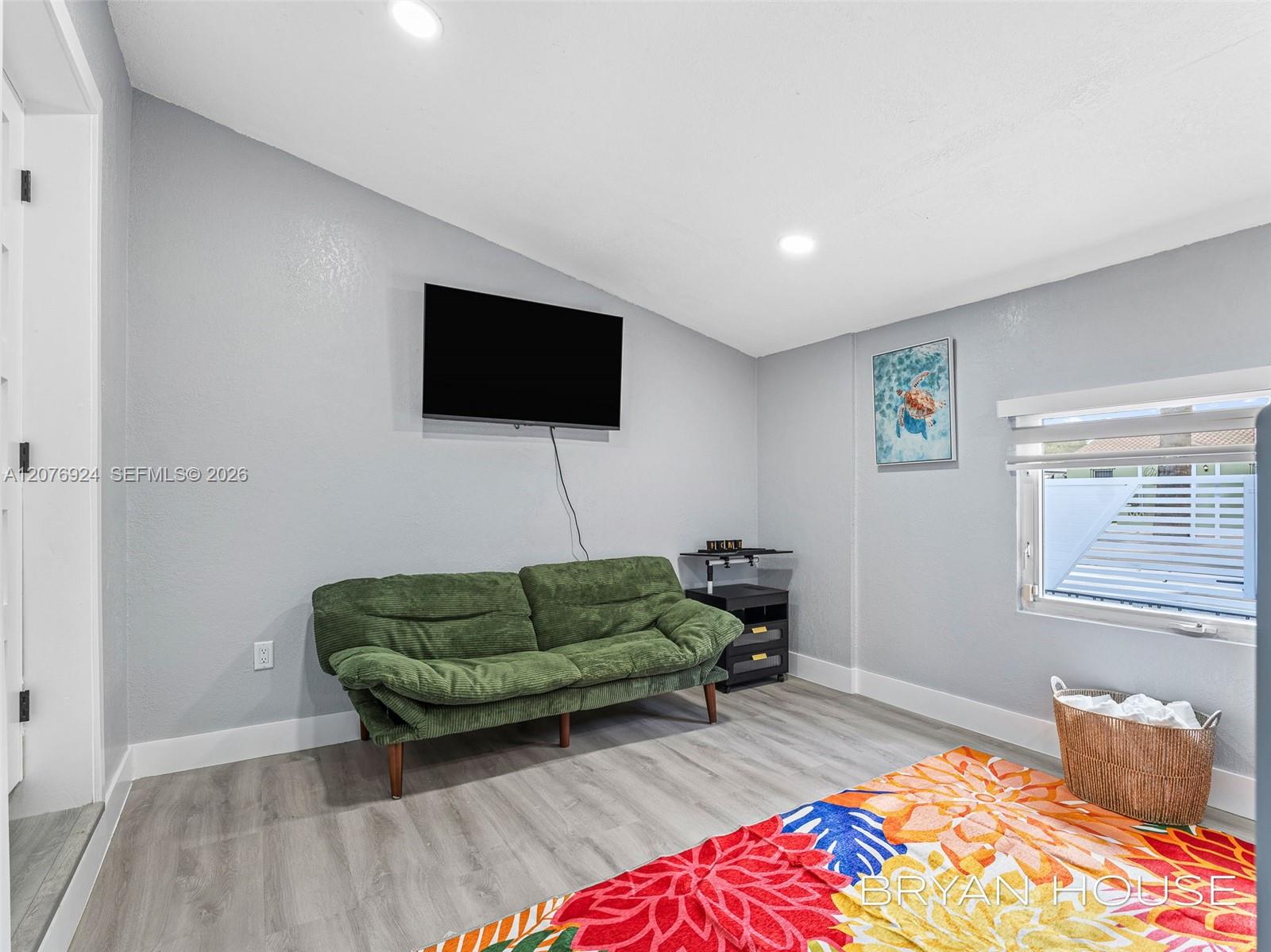 3341 NW 20th Street
