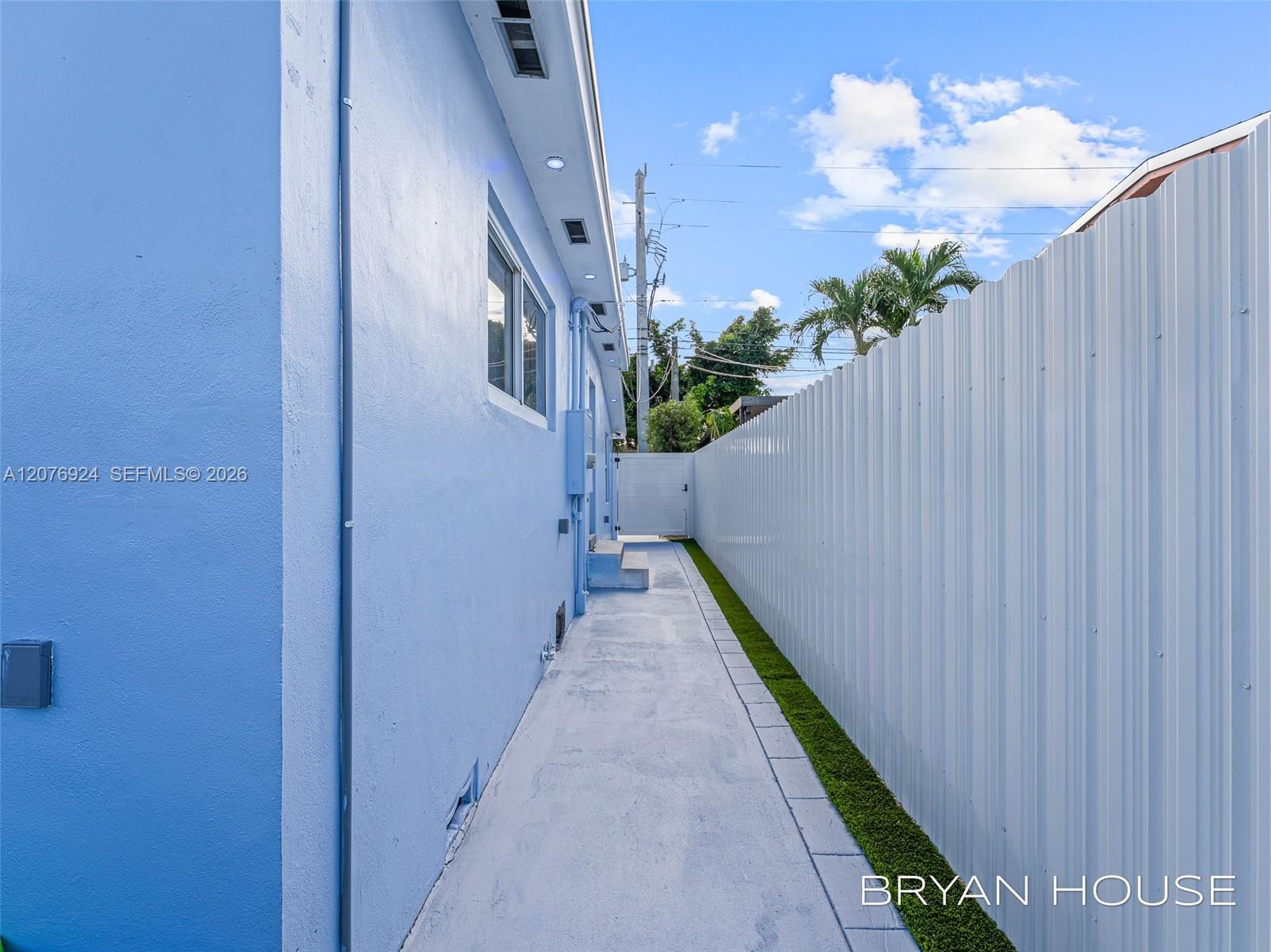 3341 NW 20th Street