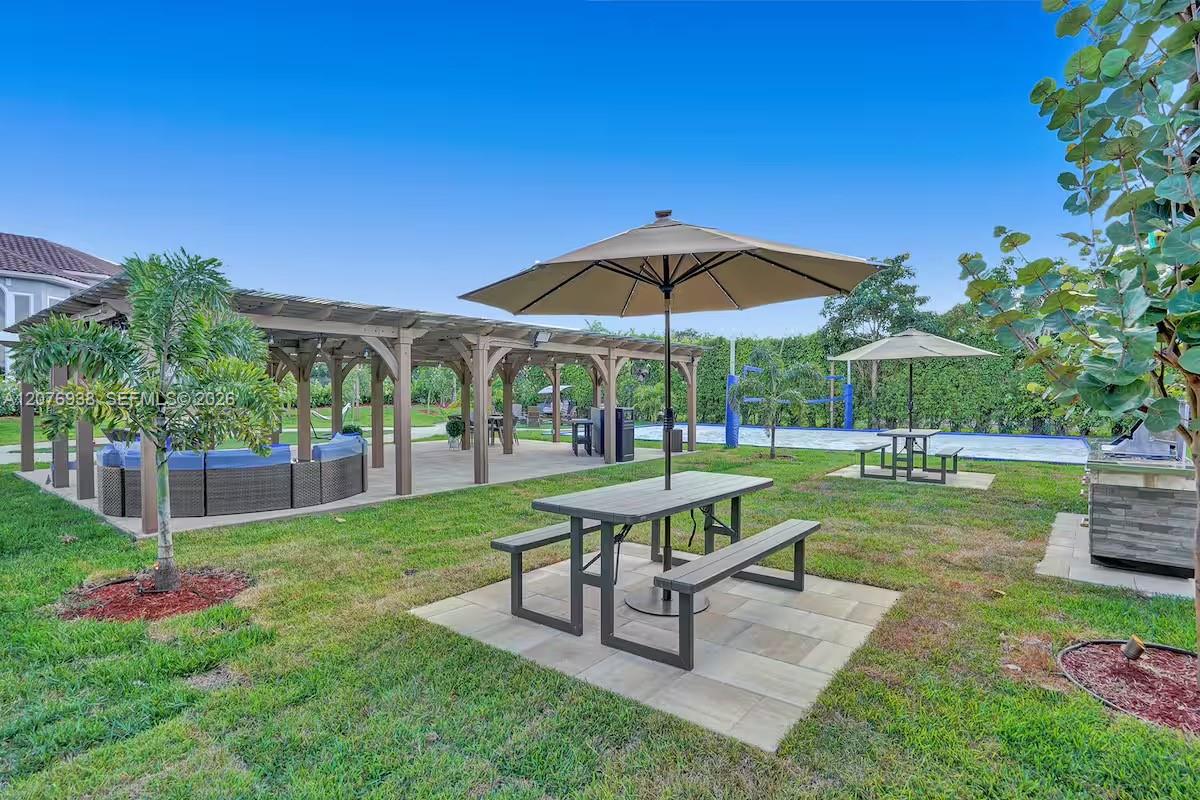 11203 NW 9th Street