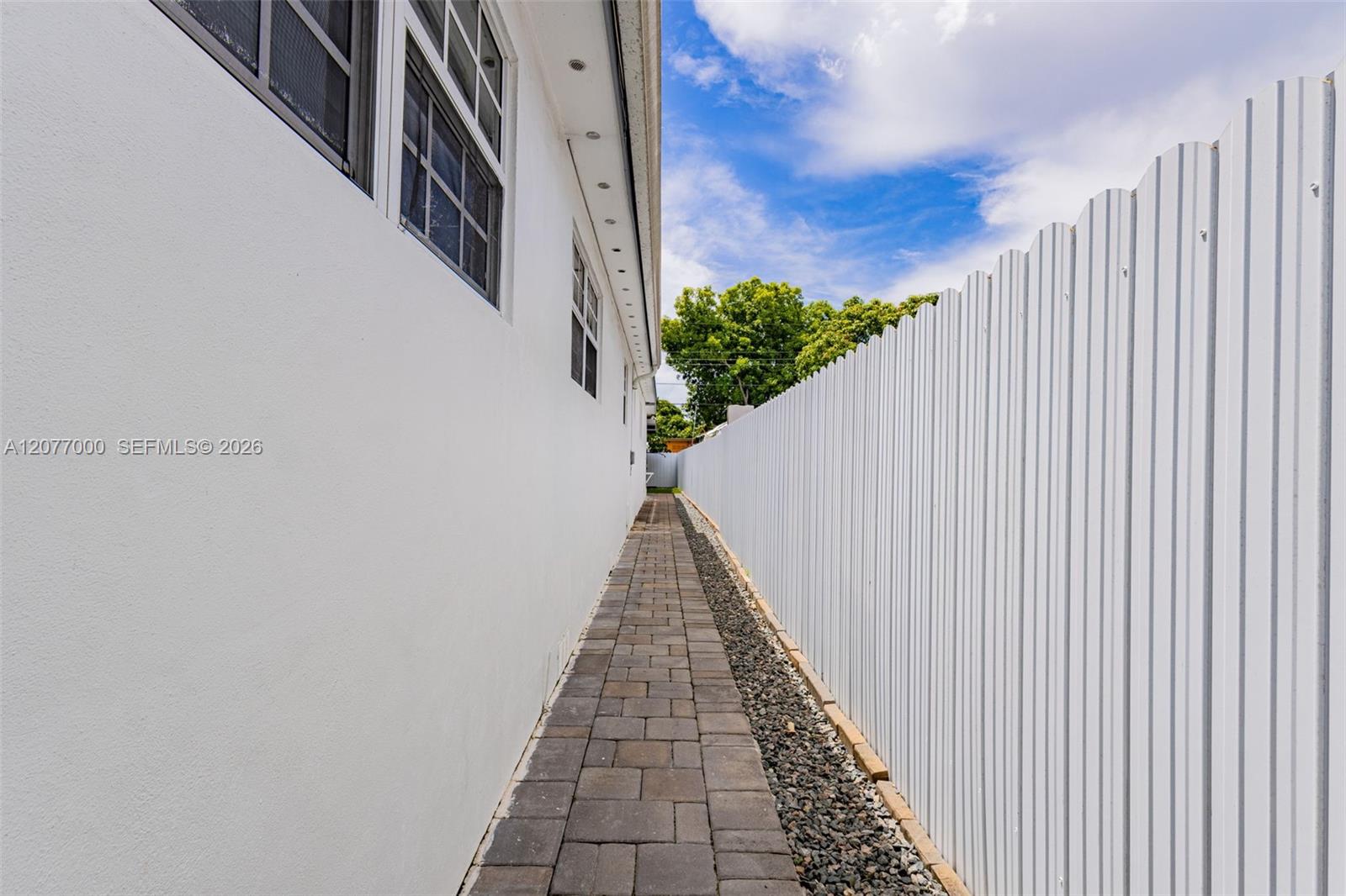 350 W 16th Street