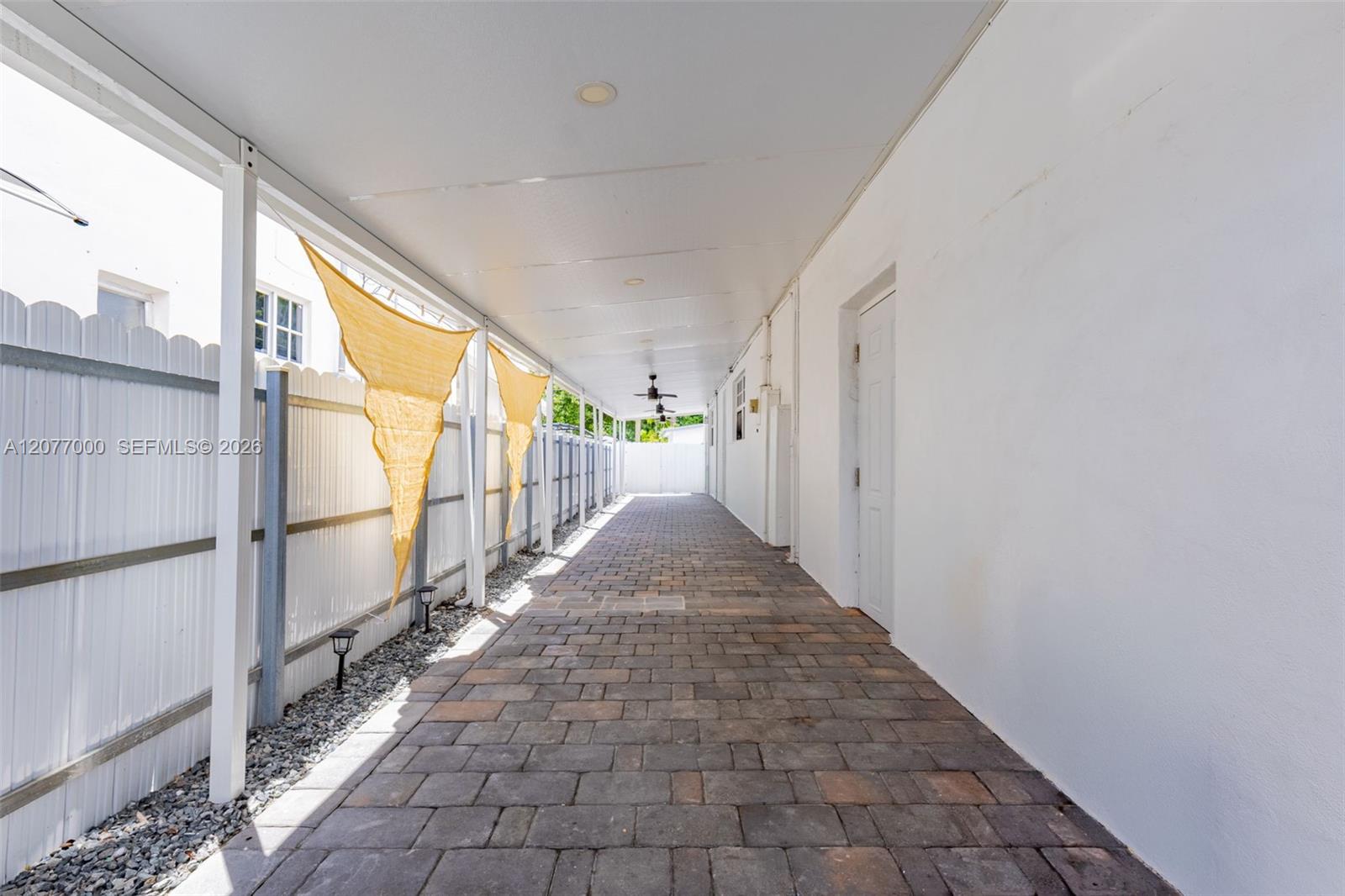 350 W 16th Street