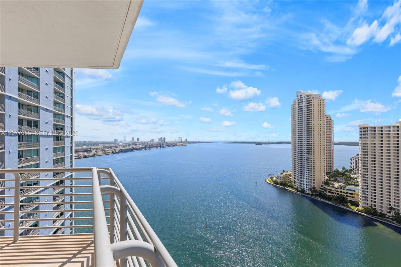 325 S Biscayne Boulevard