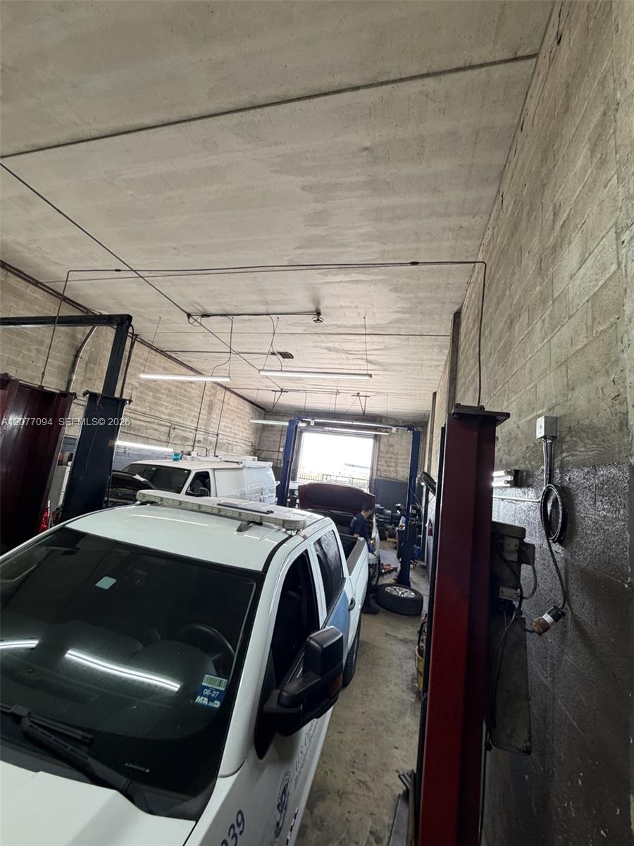 Established Tire/mechanic Shop