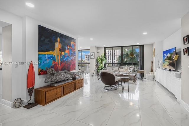 3500 Mystic Pointe Drive