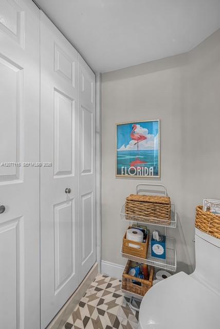 3500 Mystic Pointe Drive