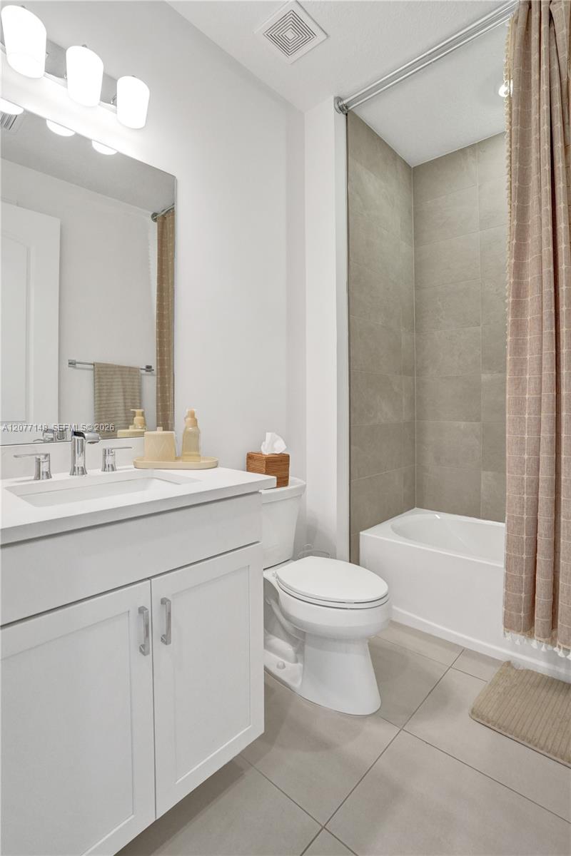 2357 Rollingwood Court