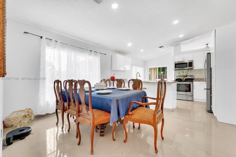 8021 SW 158th Place