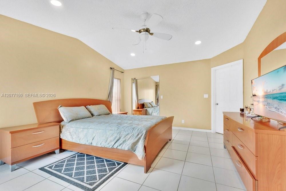 8021 SW 158th Place