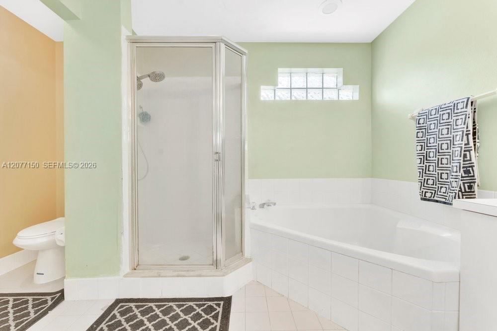 8021 SW 158th Place