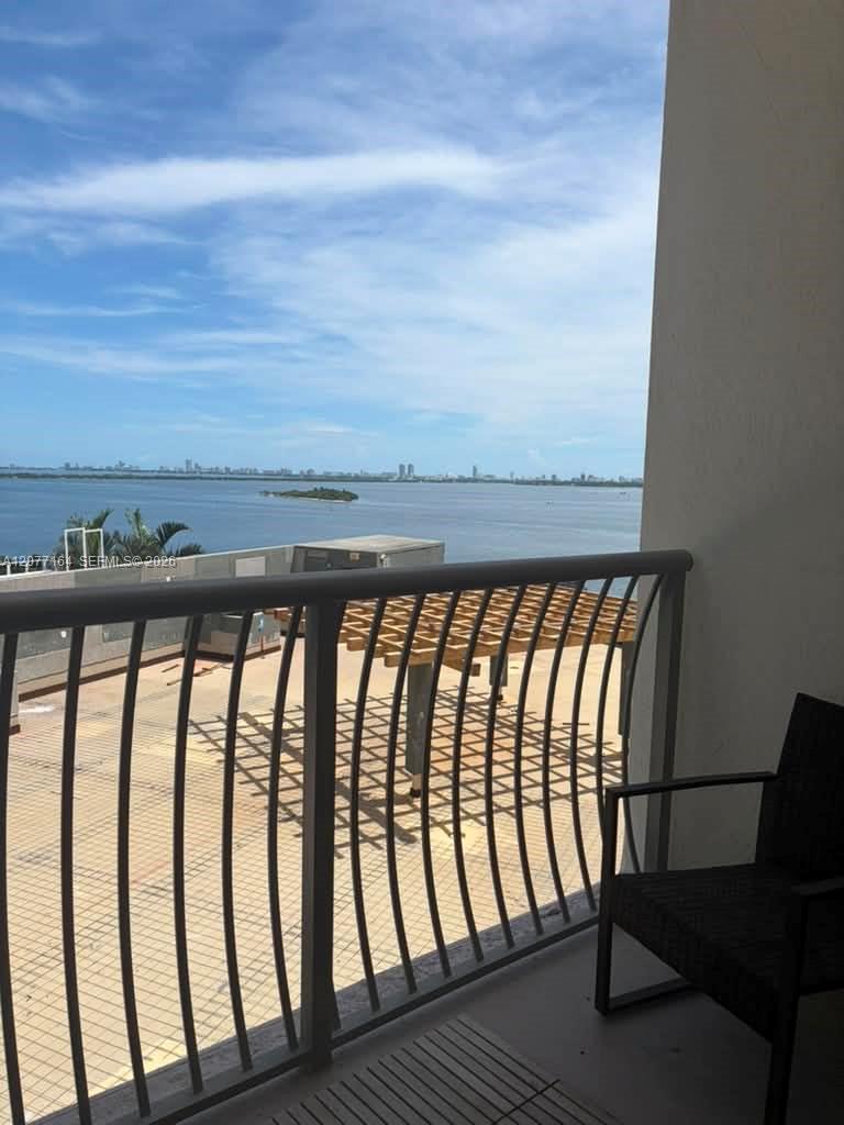1750 N Bayshore Drive