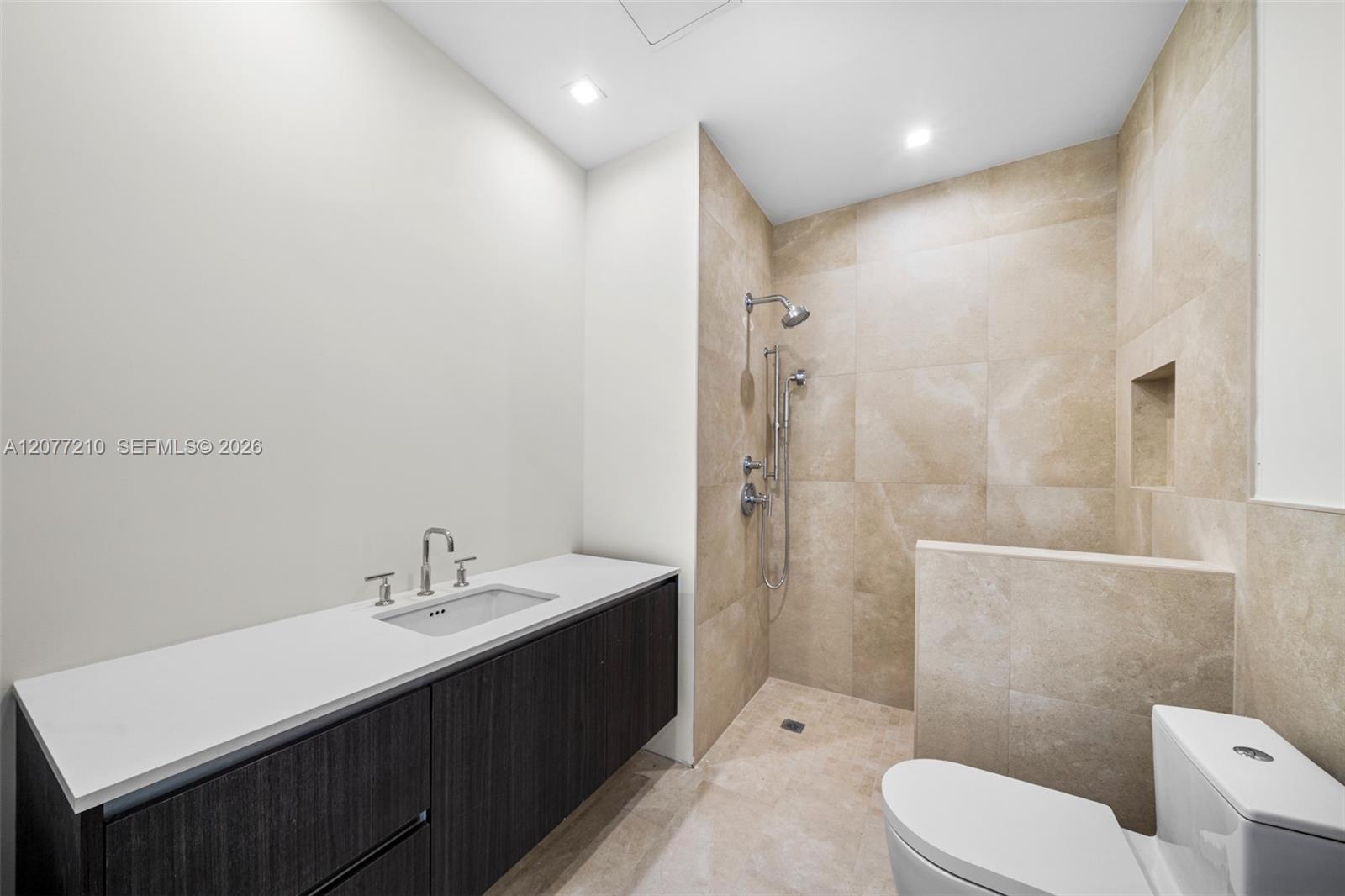 275 Giralda Avenue