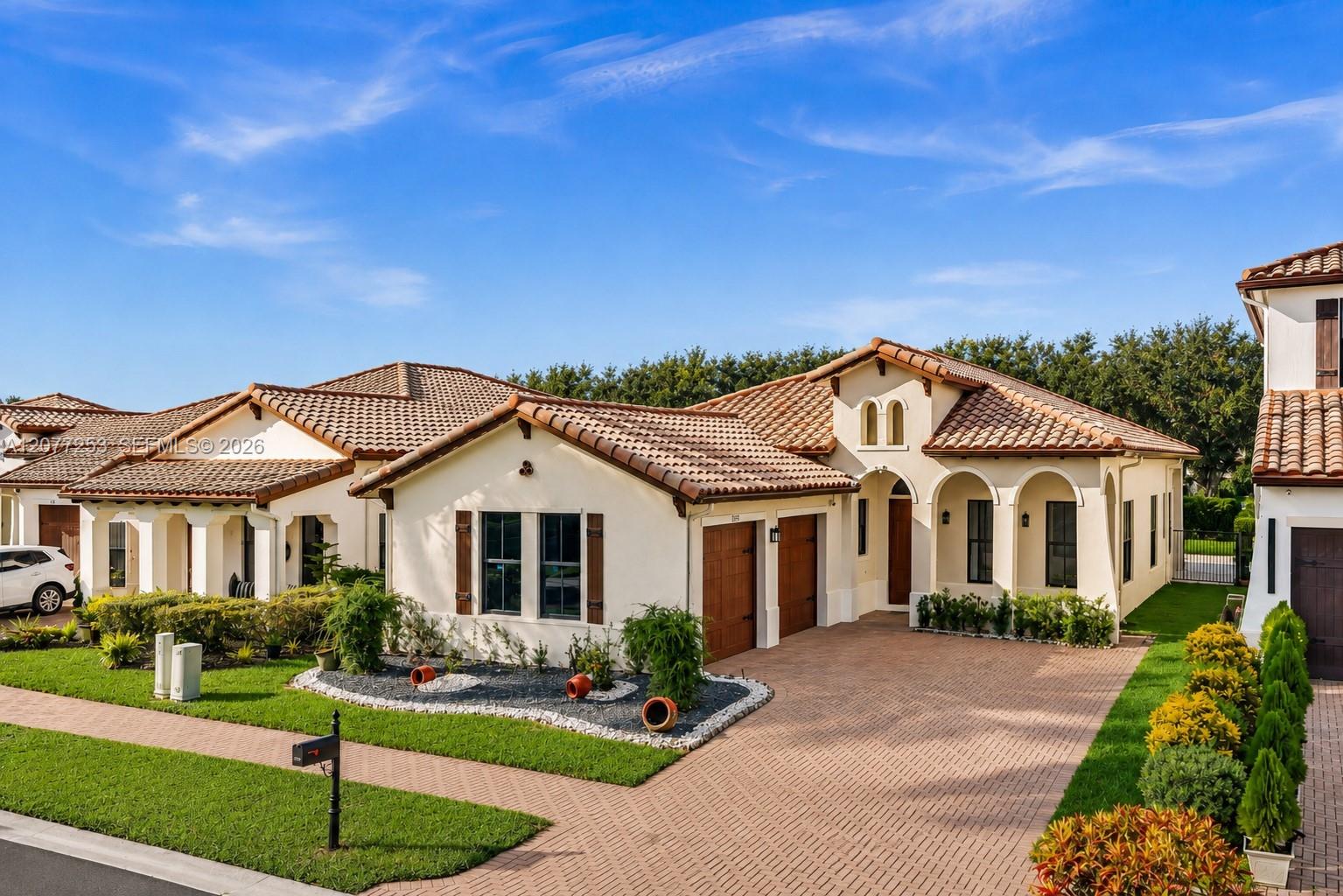 8527 NW 39th Court