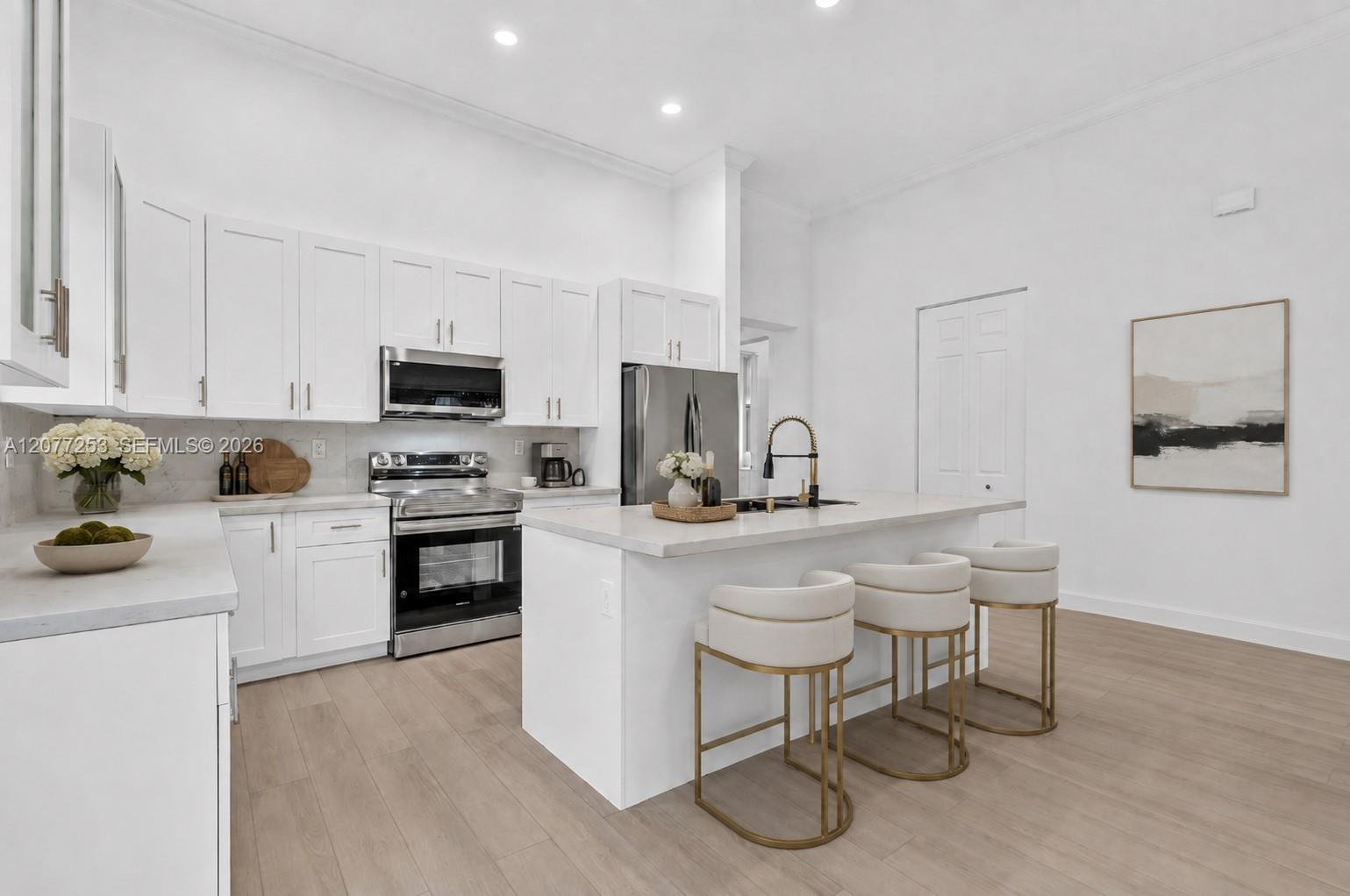 8527 NW 39th Court