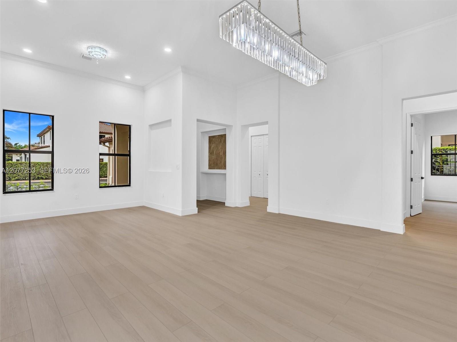 8527 NW 39th Court