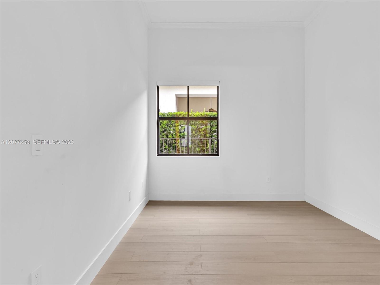 8527 NW 39th Court